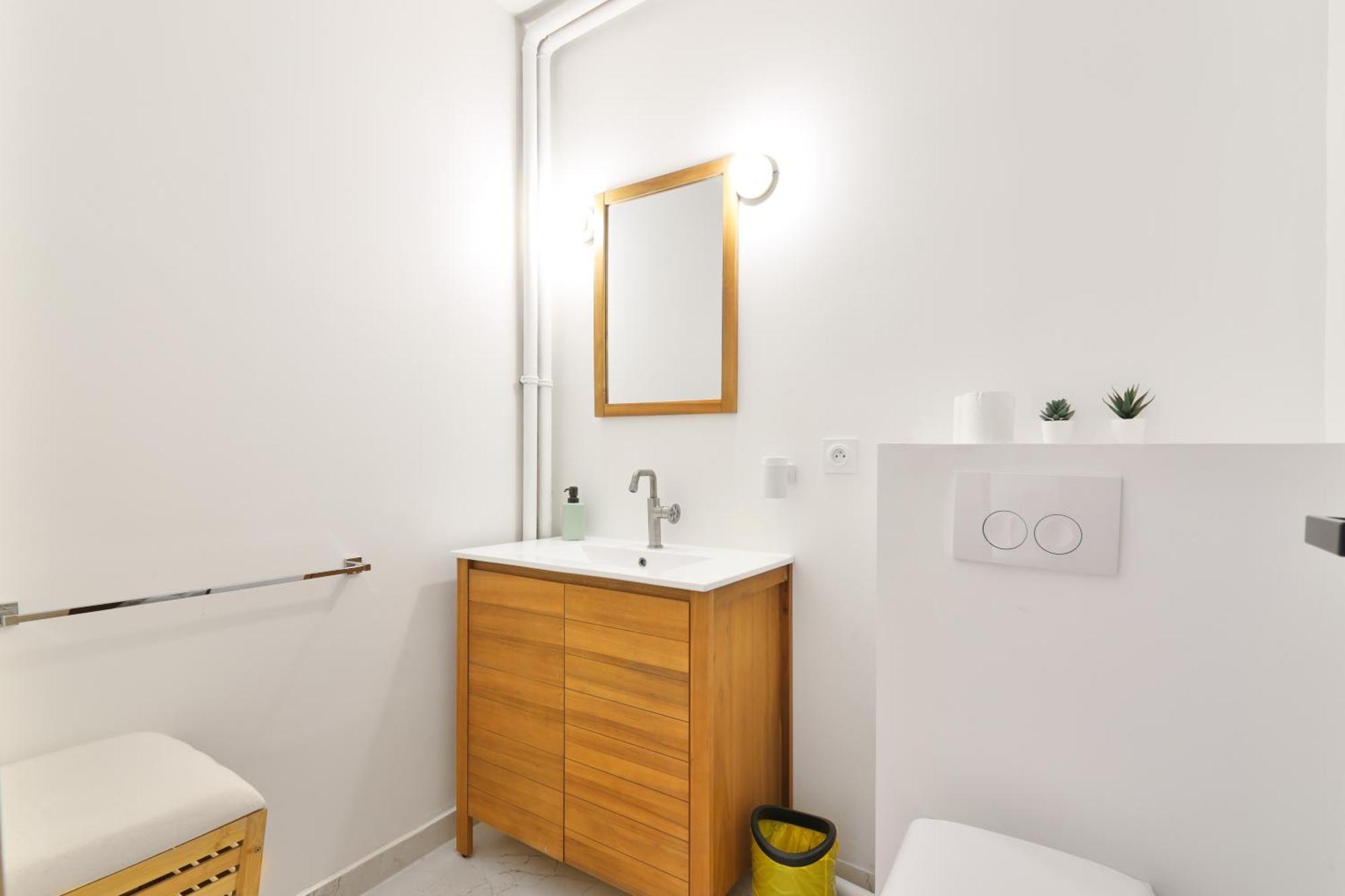 Appartement Quartier Canal Saint Martin Free Netflix Paris Luaran gambar